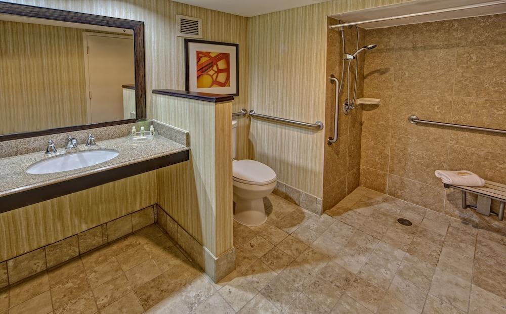 Clarion Hotel & Suites Conference Center Memphis Airport Экстерьер фото