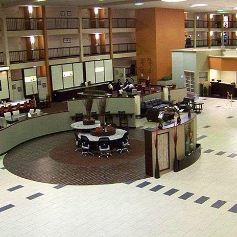 Clarion Hotel & Suites Conference Center Memphis Airport Интерьер фото