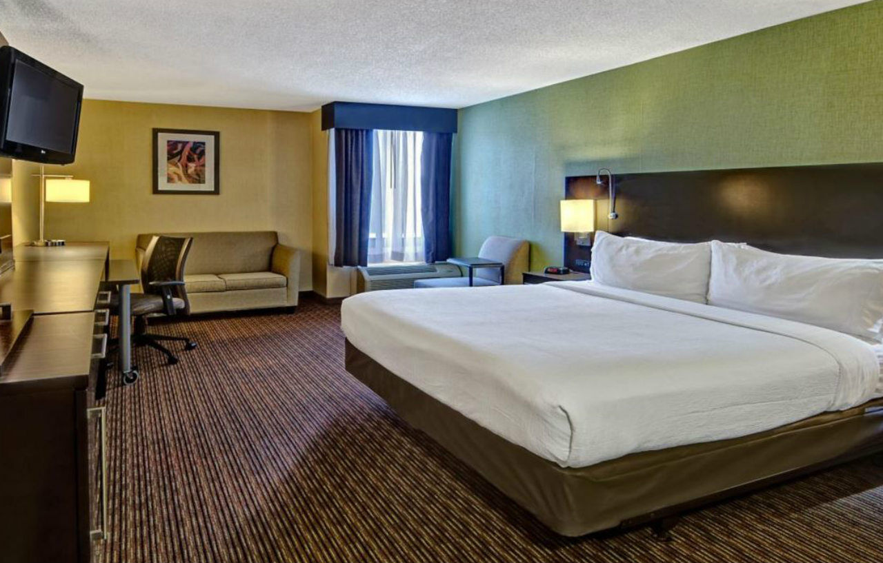 Clarion Hotel & Suites Conference Center Memphis Airport Экстерьер фото
